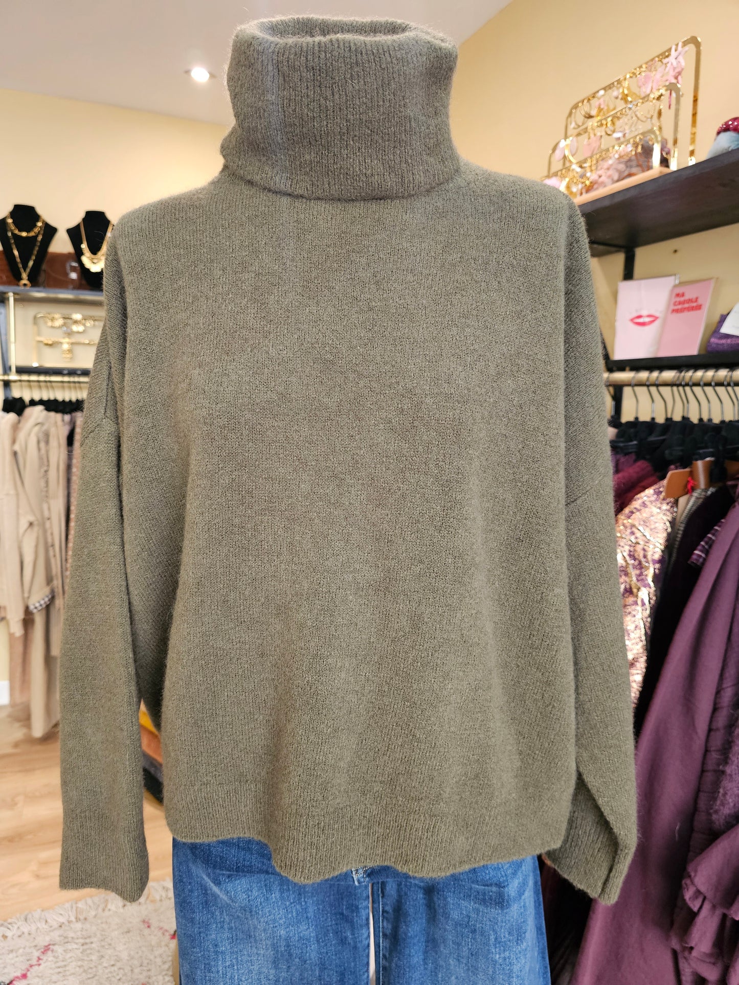 Pull col roulé vert Johanna Paris