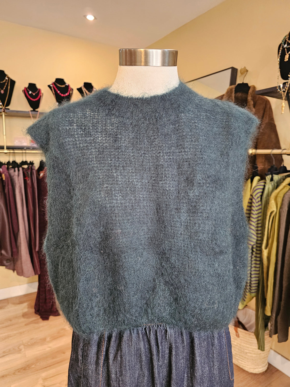 Pull debardeur vert en mohair
