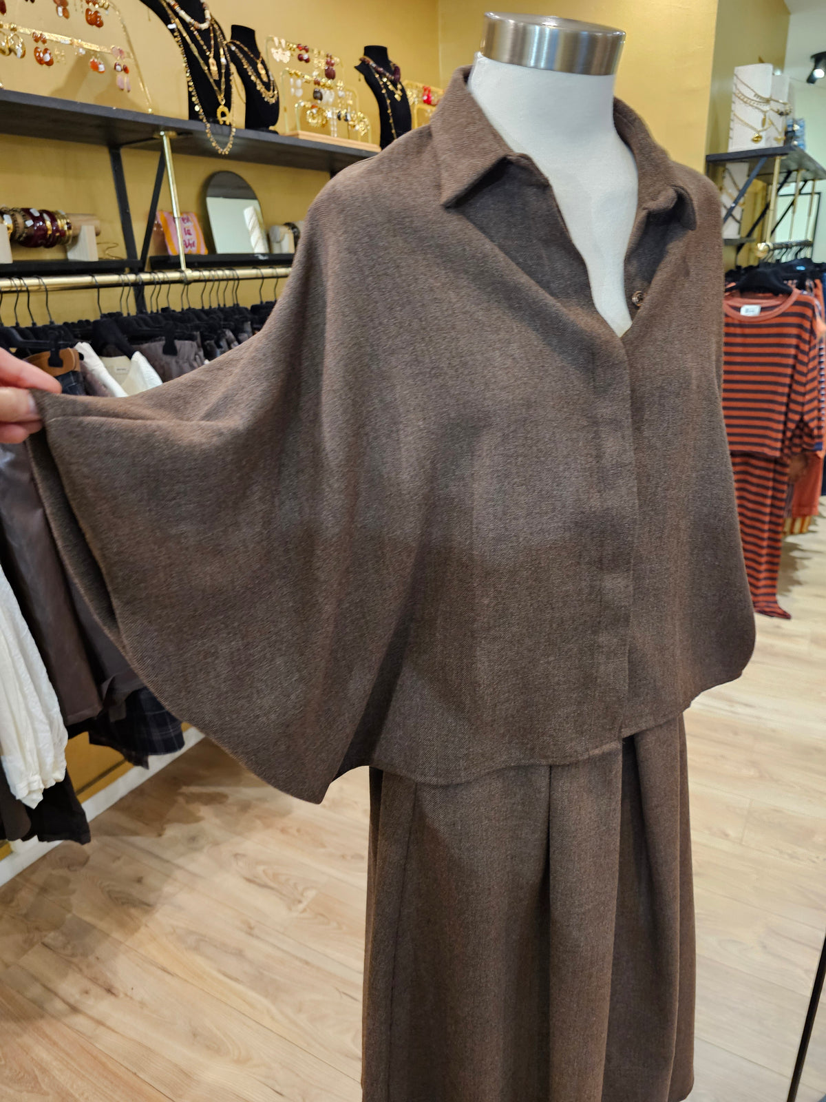 Chemise chocolat manches boules Johanna Paris