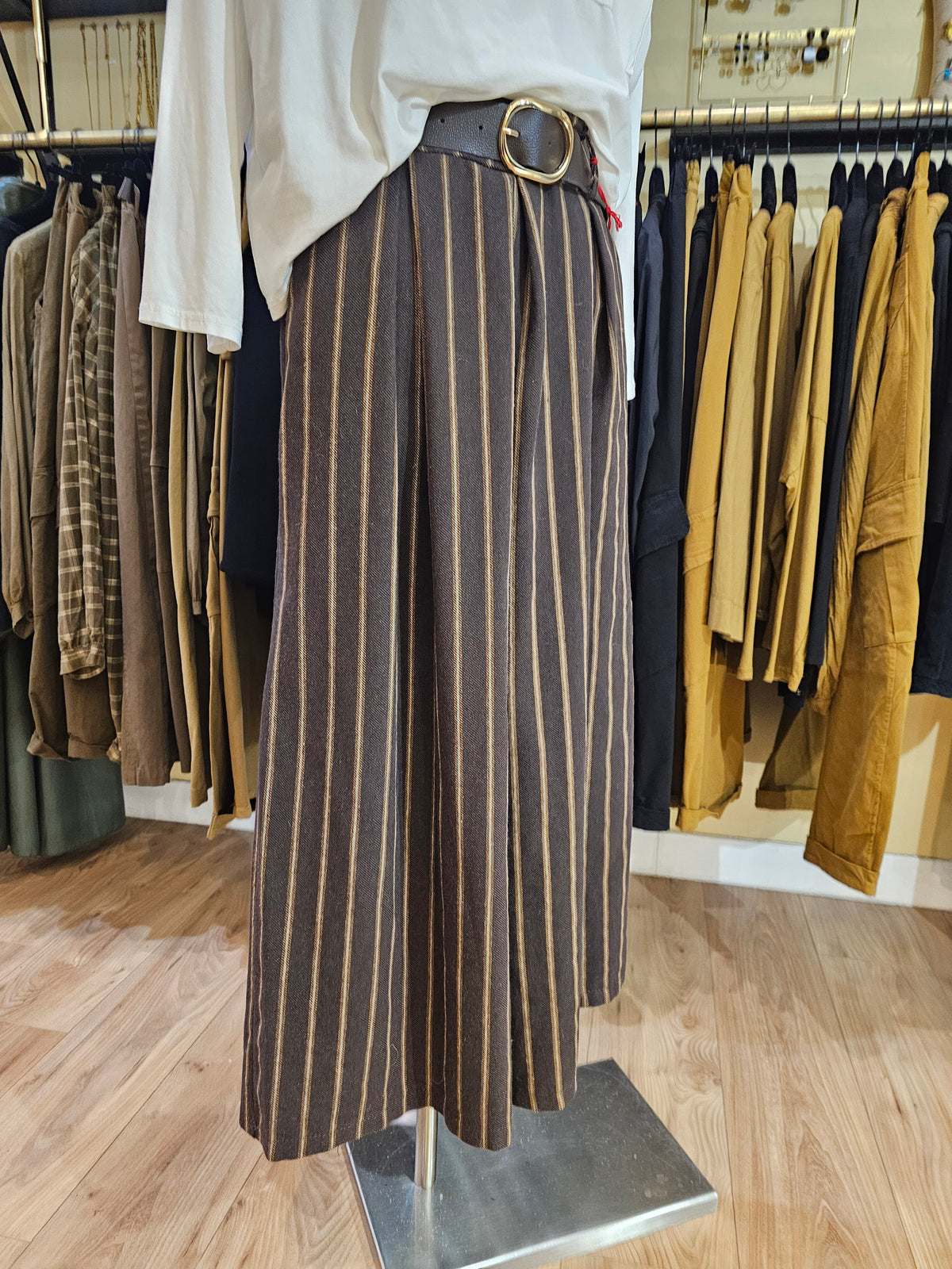Pantalon marron rayé camel et ecru Johanna paris