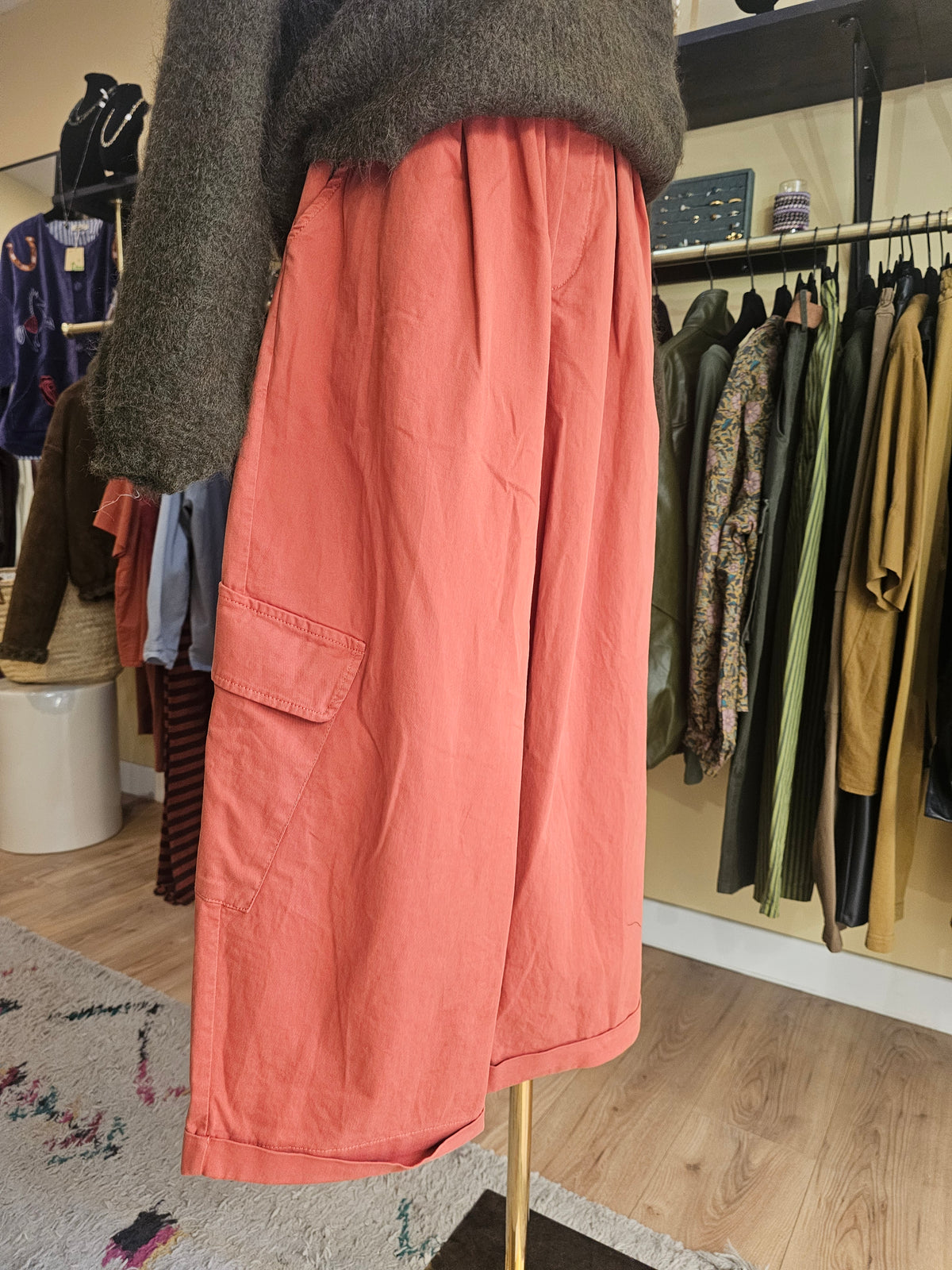 Pantalon magique cargo terracotta johanna paris