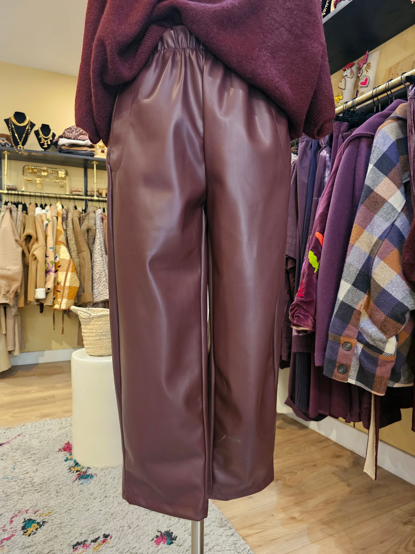 Pantalon simili cuir bordeaux Johanna Paris