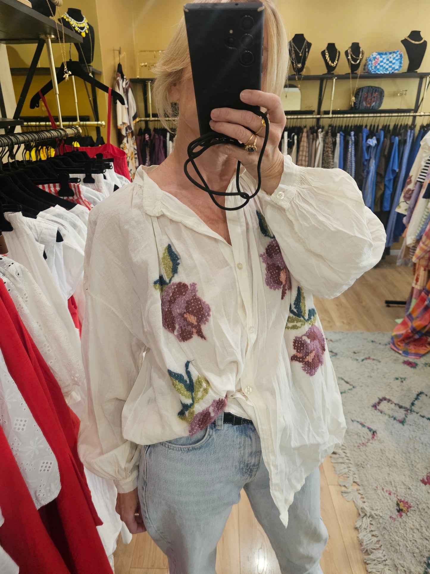 Chemise brodée ecru en voile de coton Johanna Paris