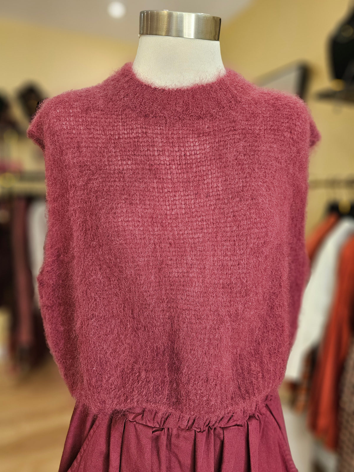 Pull debardeur en mohair prune