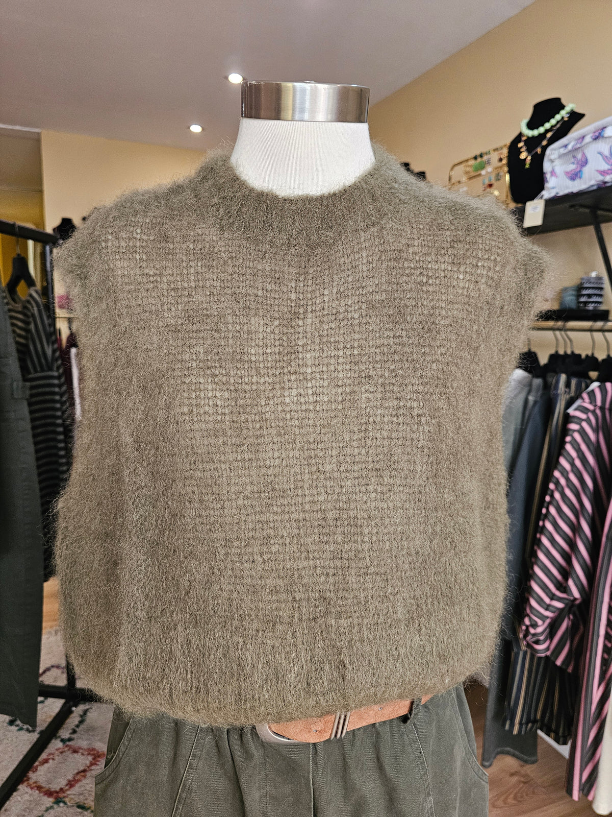 Pull debardeur kaki en mohair
