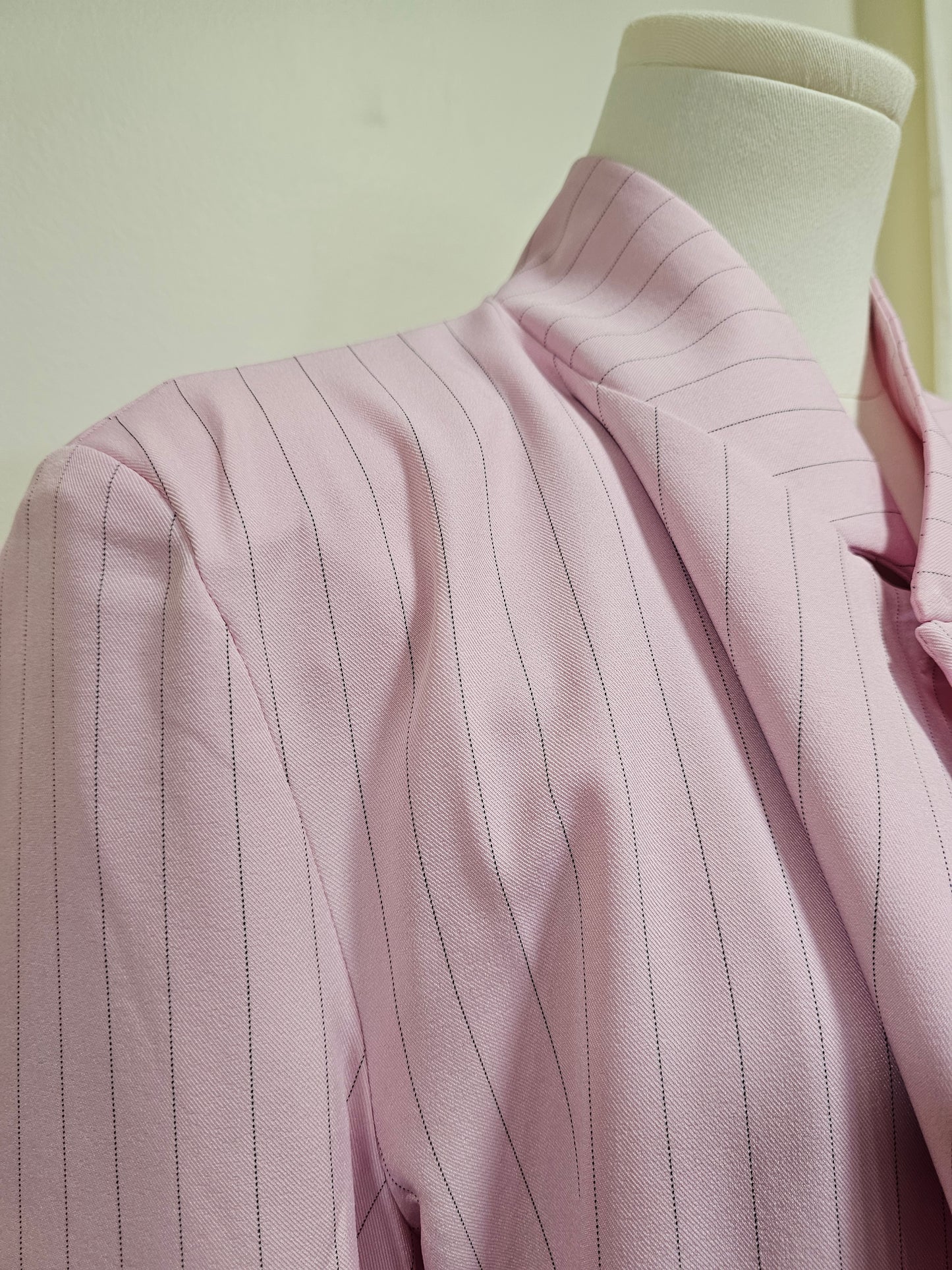 Veste rose rayée