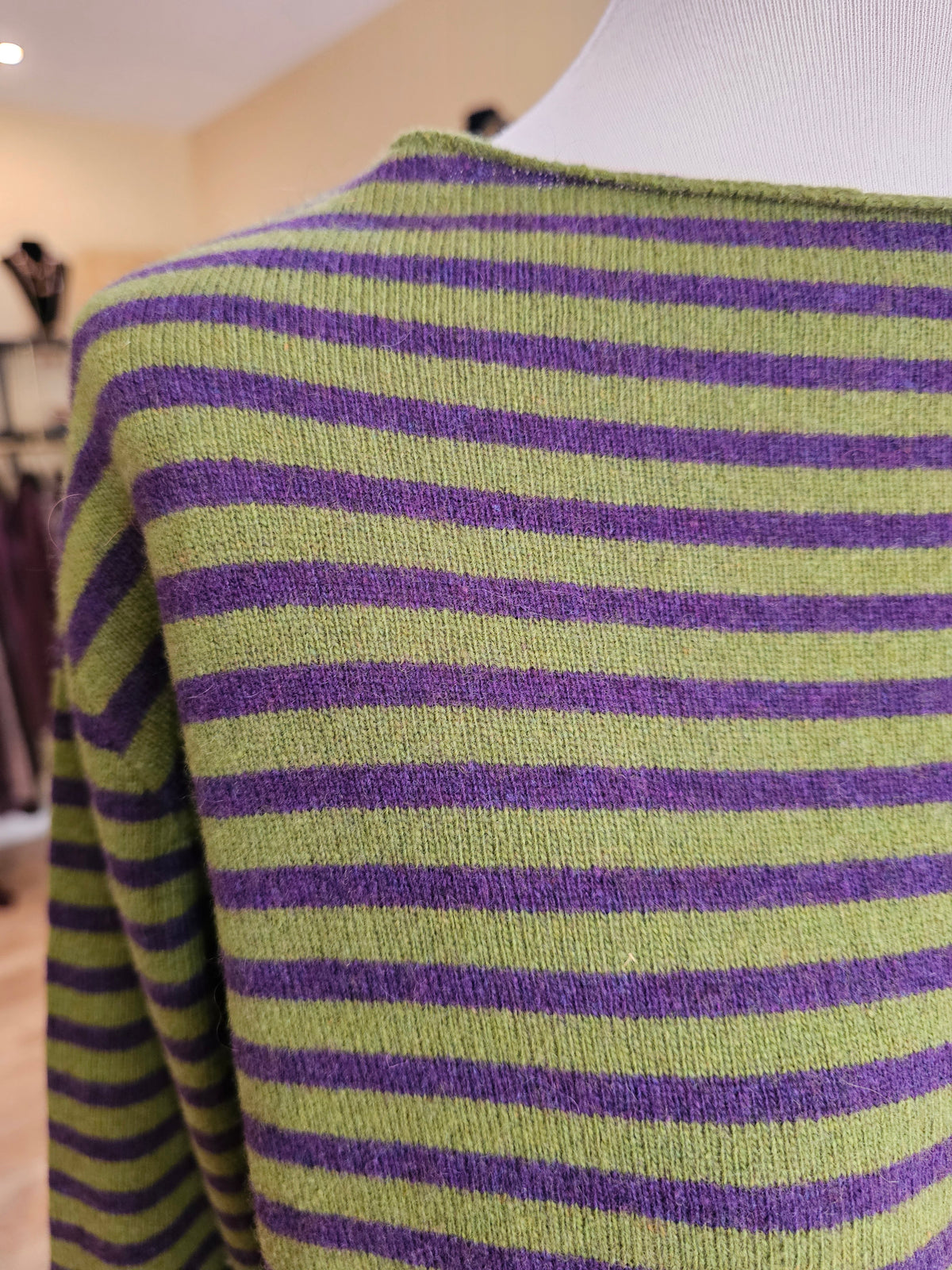 Pull marinière vert et violet