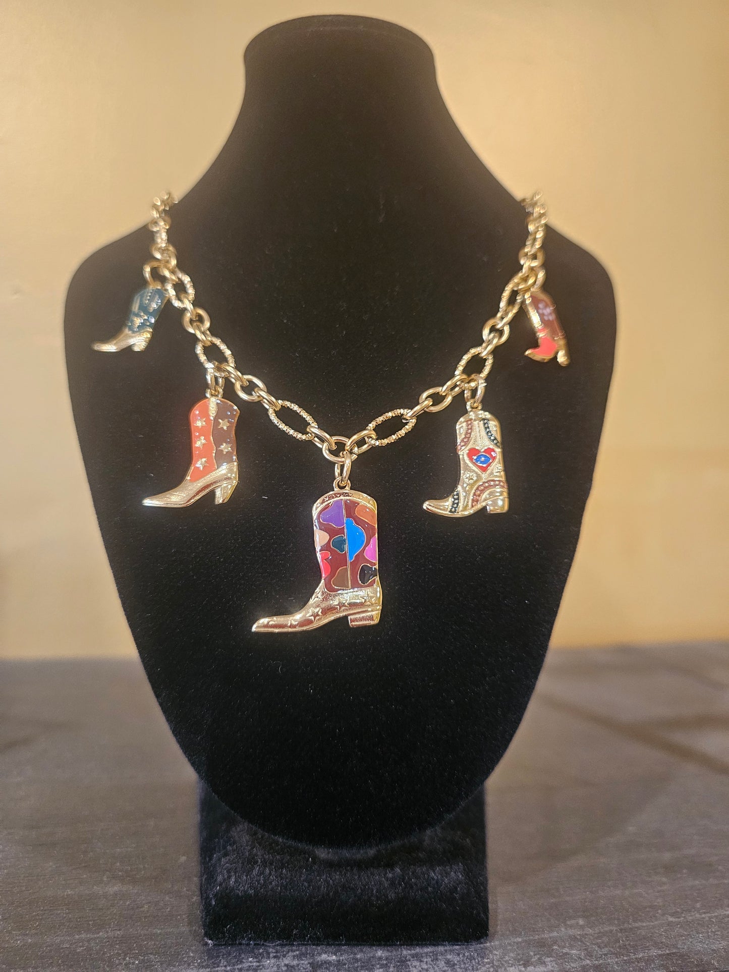 Collier