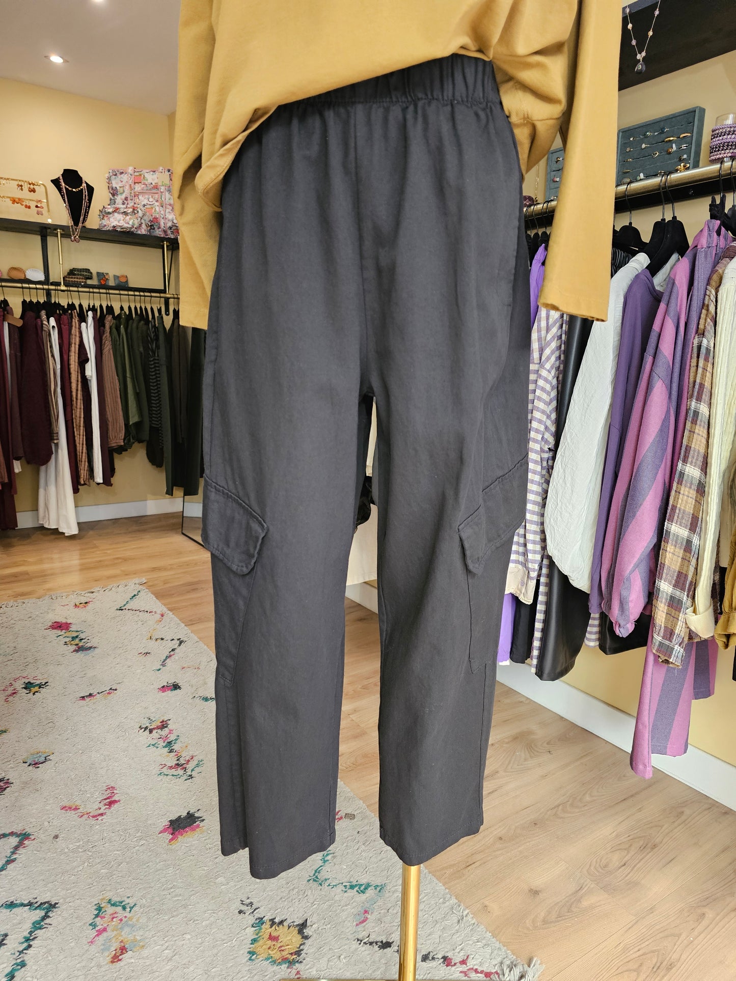 Pantalon cargo noir Johanna Paris