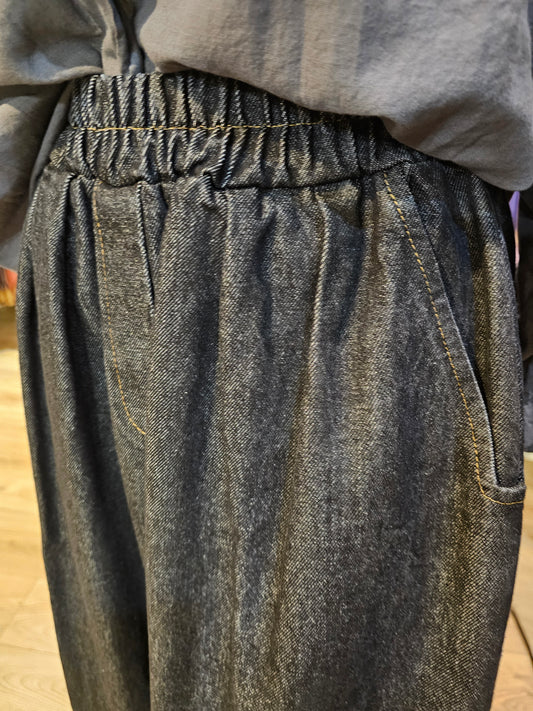 Pantalon magique 2 en jean anthracite Johanna Paris