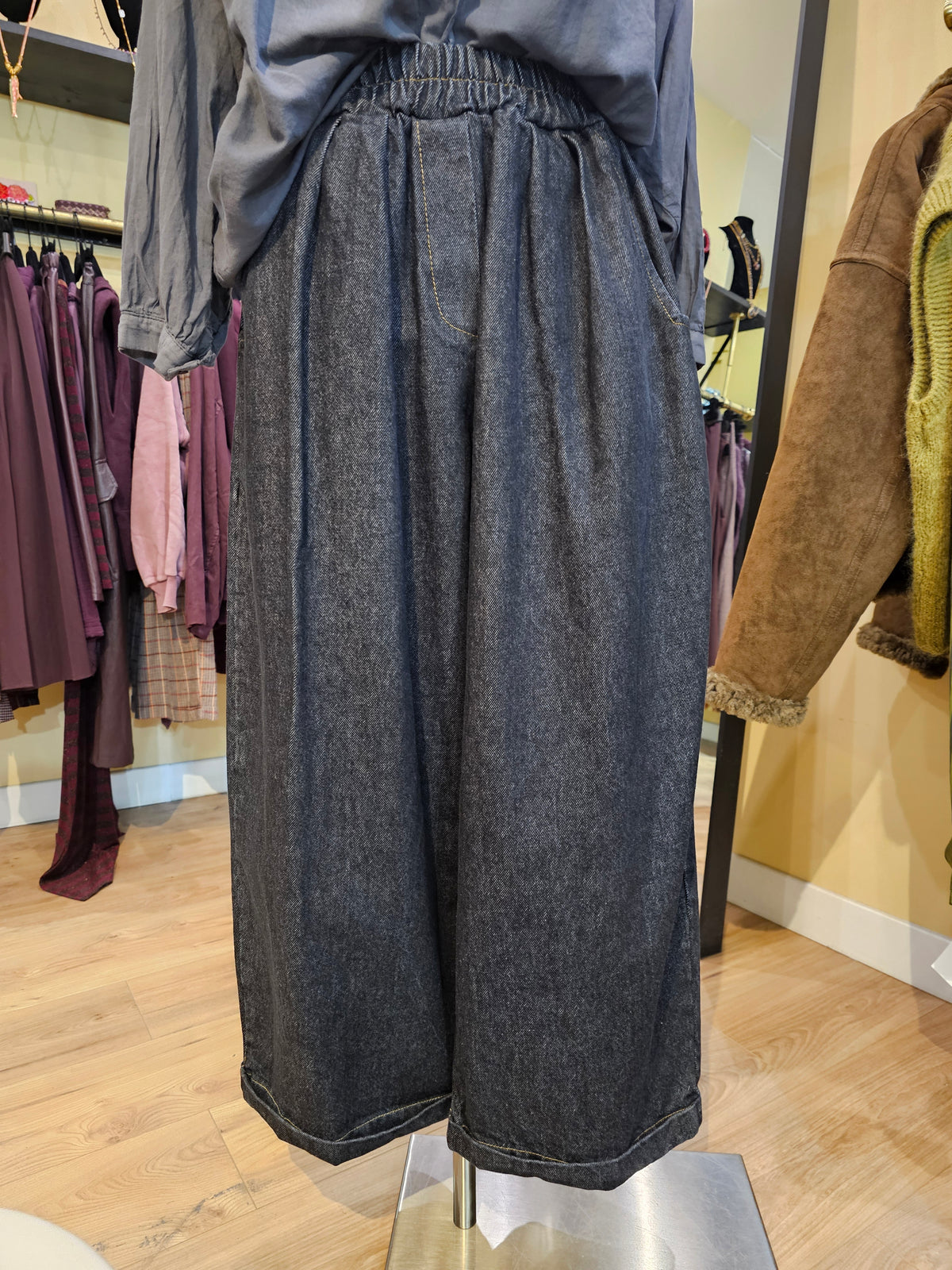 Pantalon magique 2 en jean anthracite Johanna Paris