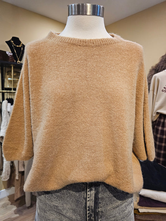 Pull camel Johanna Paris