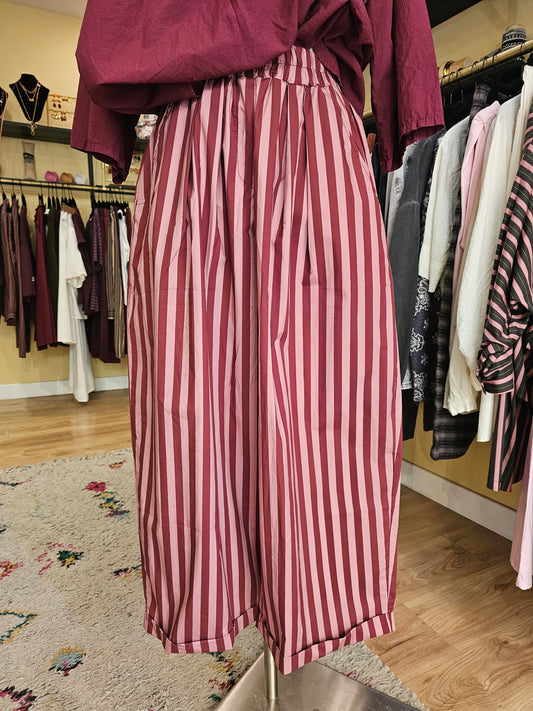 Pantalon rayé prune et rose