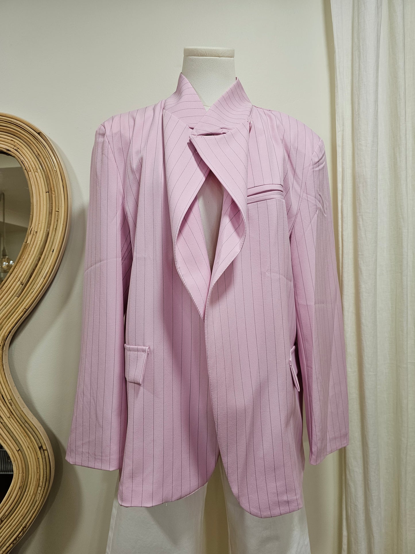 Veste rose rayée