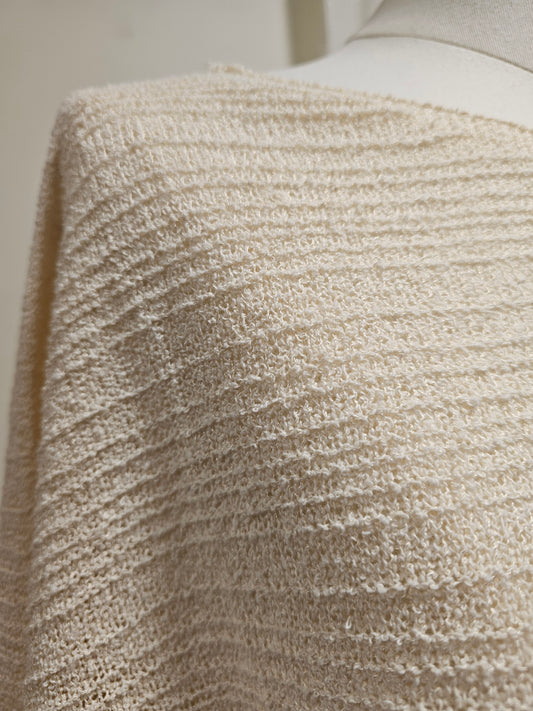 Pull ecru texturé