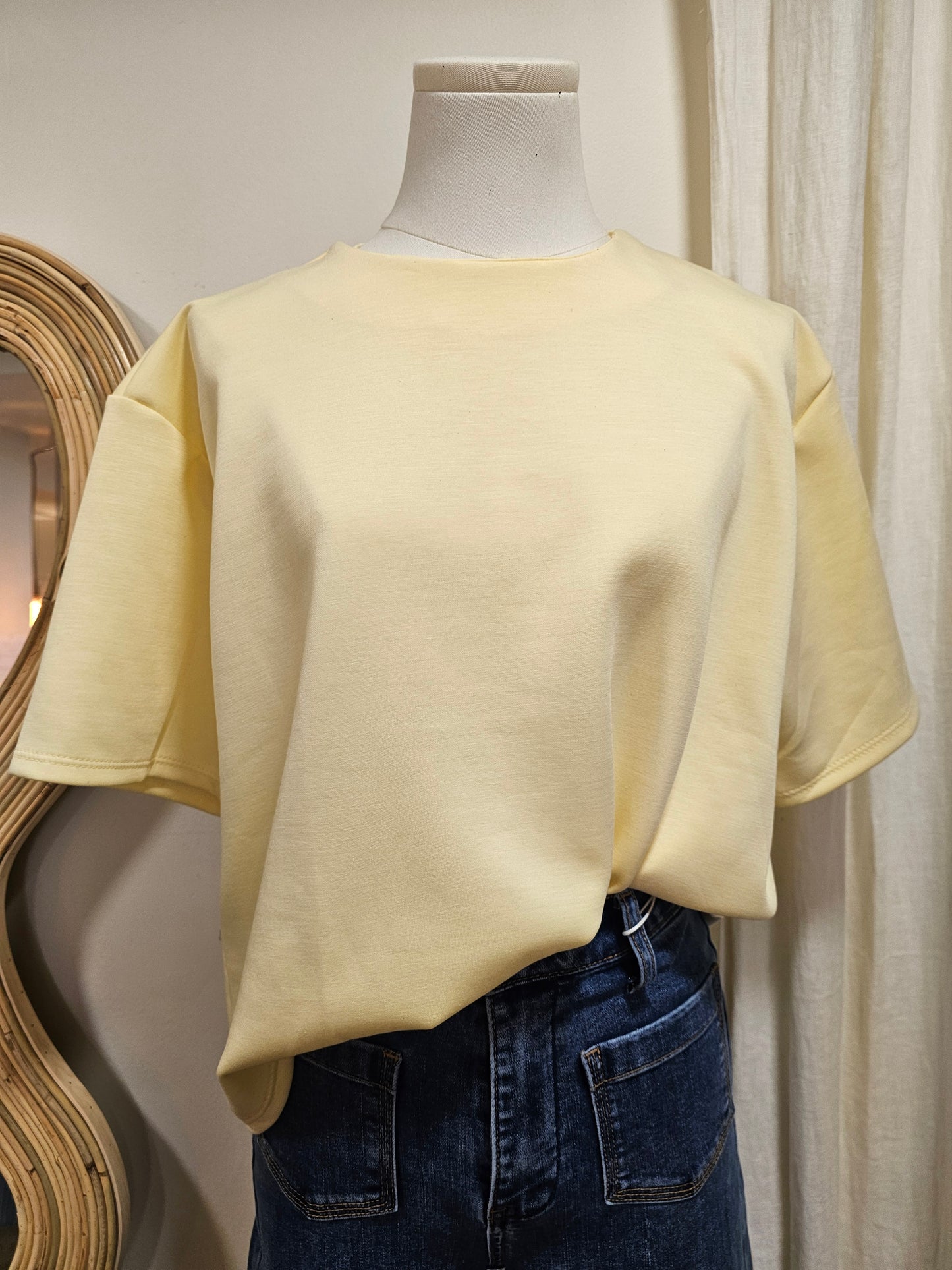 Tshirt molletonné jaune