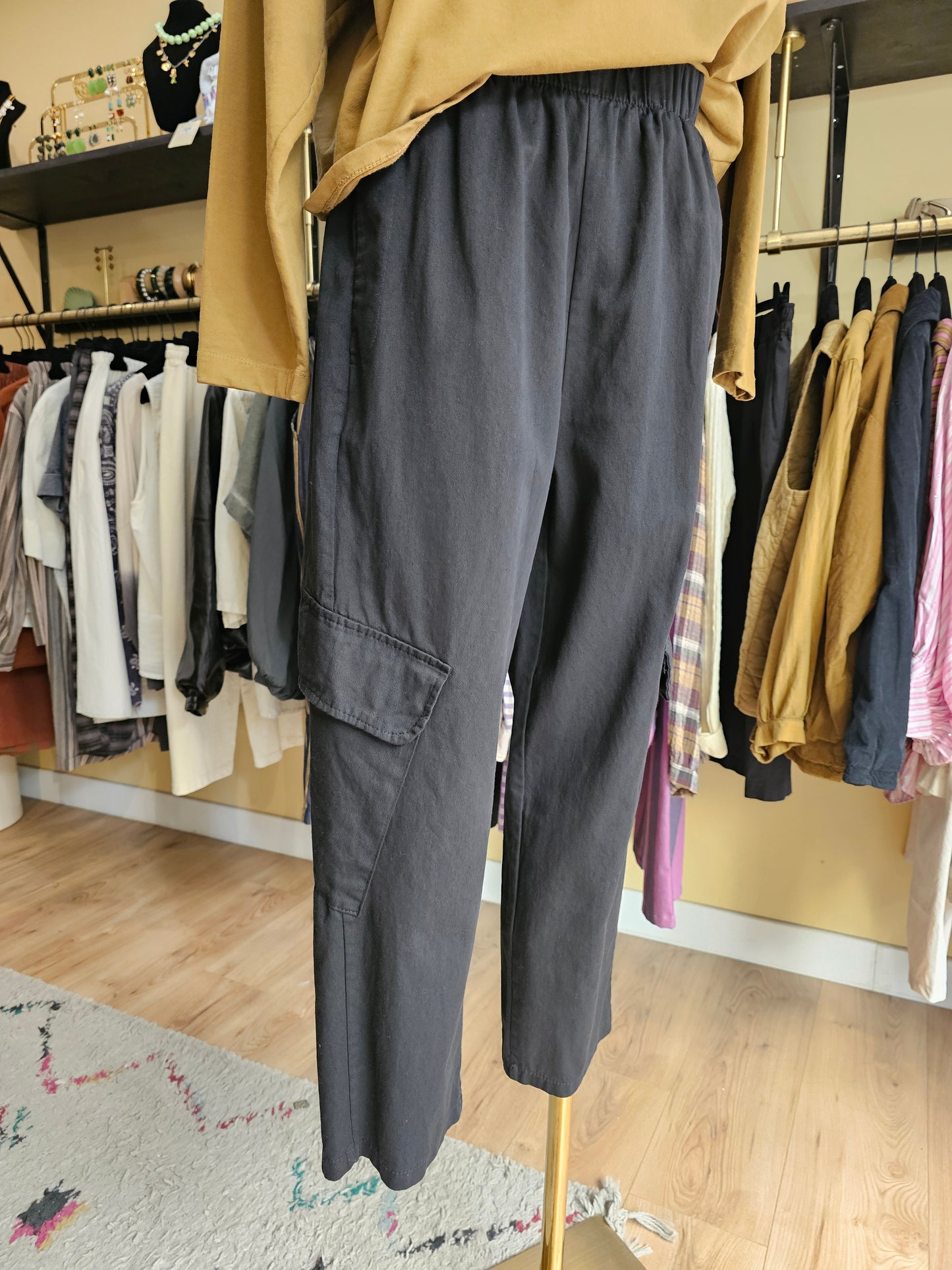 Pantalon cargo noir Johanna Paris
