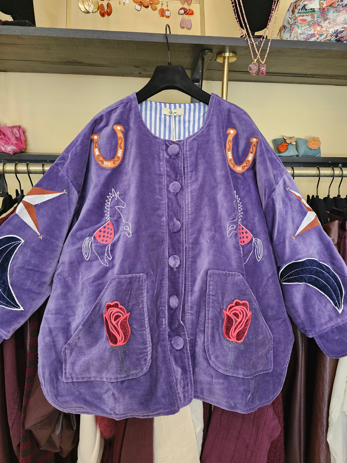 Veste en velours violet brodée The corner Paris