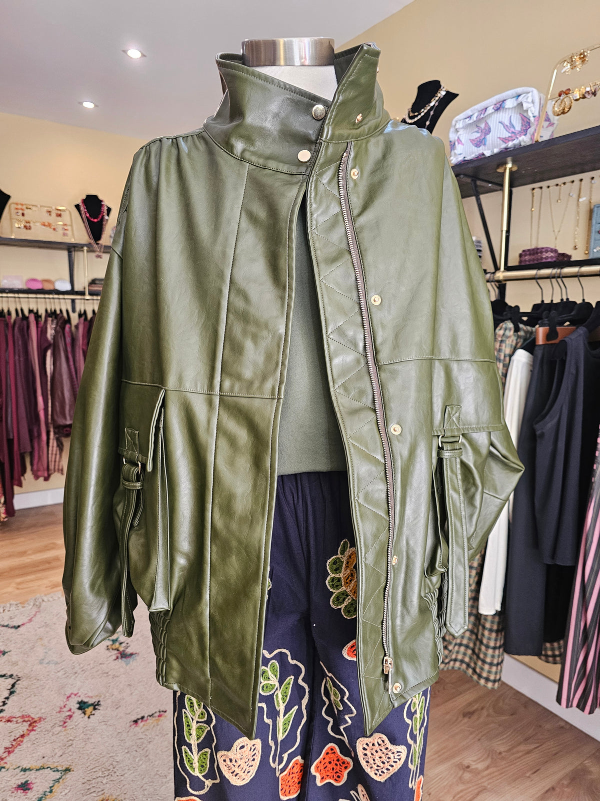 Blouson oversize en simili kaki Johanna paris