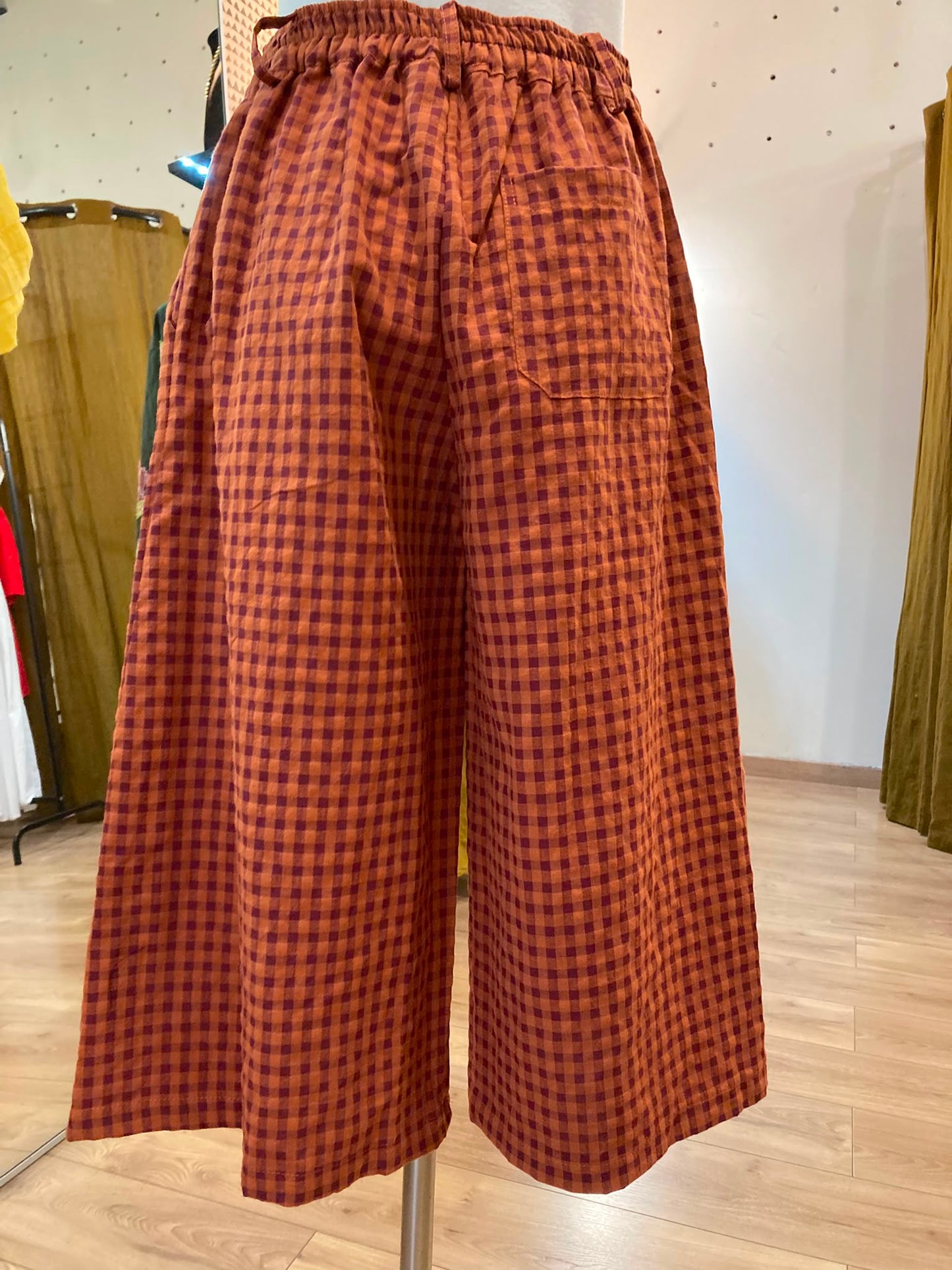 Pantalon à carreaux