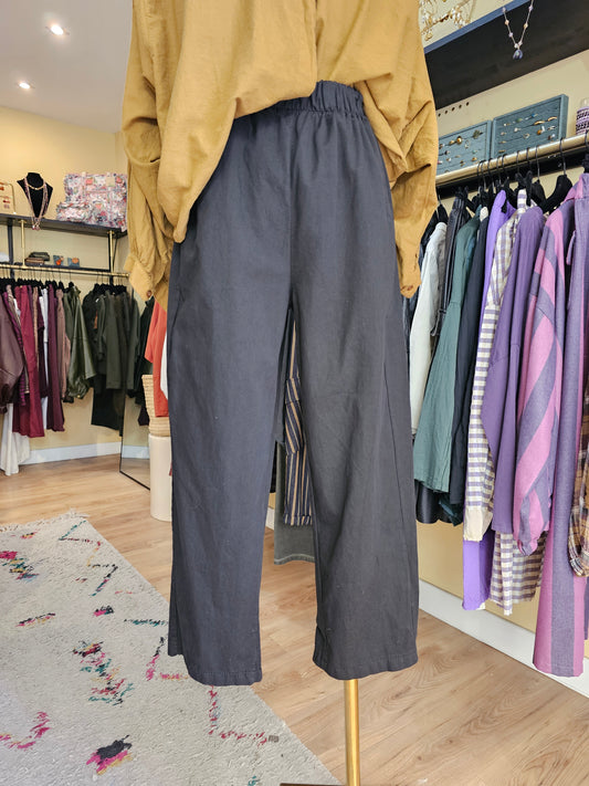 Pantalon magique noir johanna paris