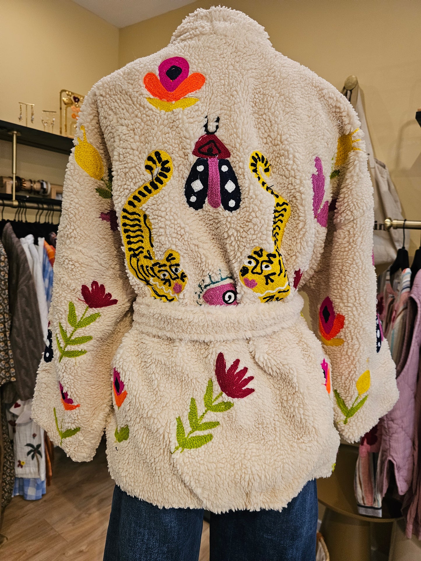Kimono brodé fourrure The corner