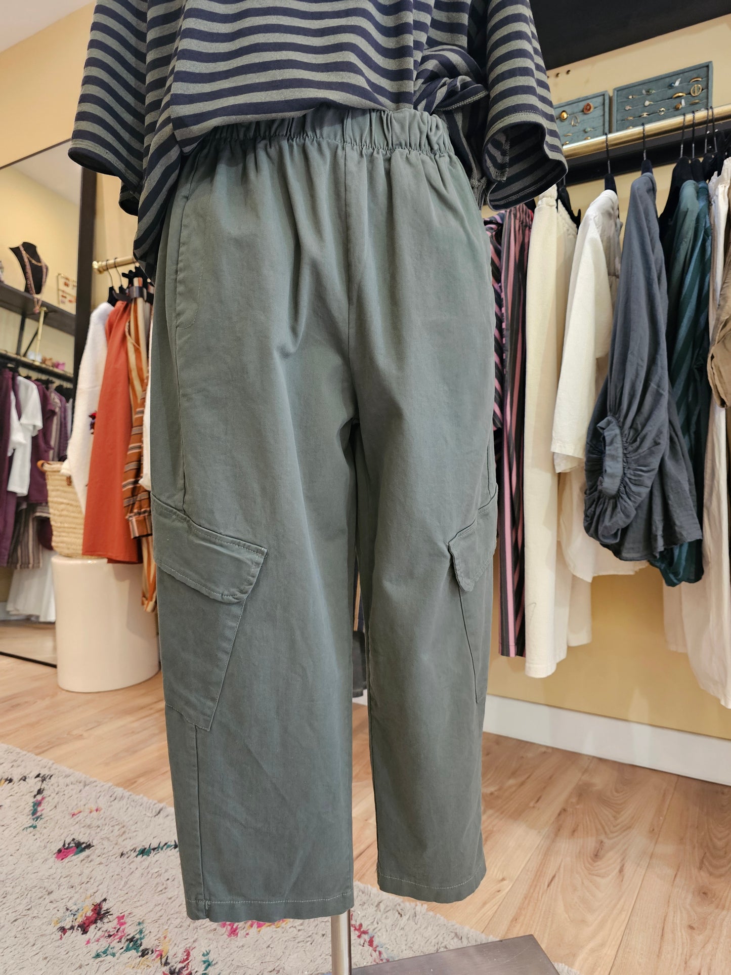 Pantalon cargo vert