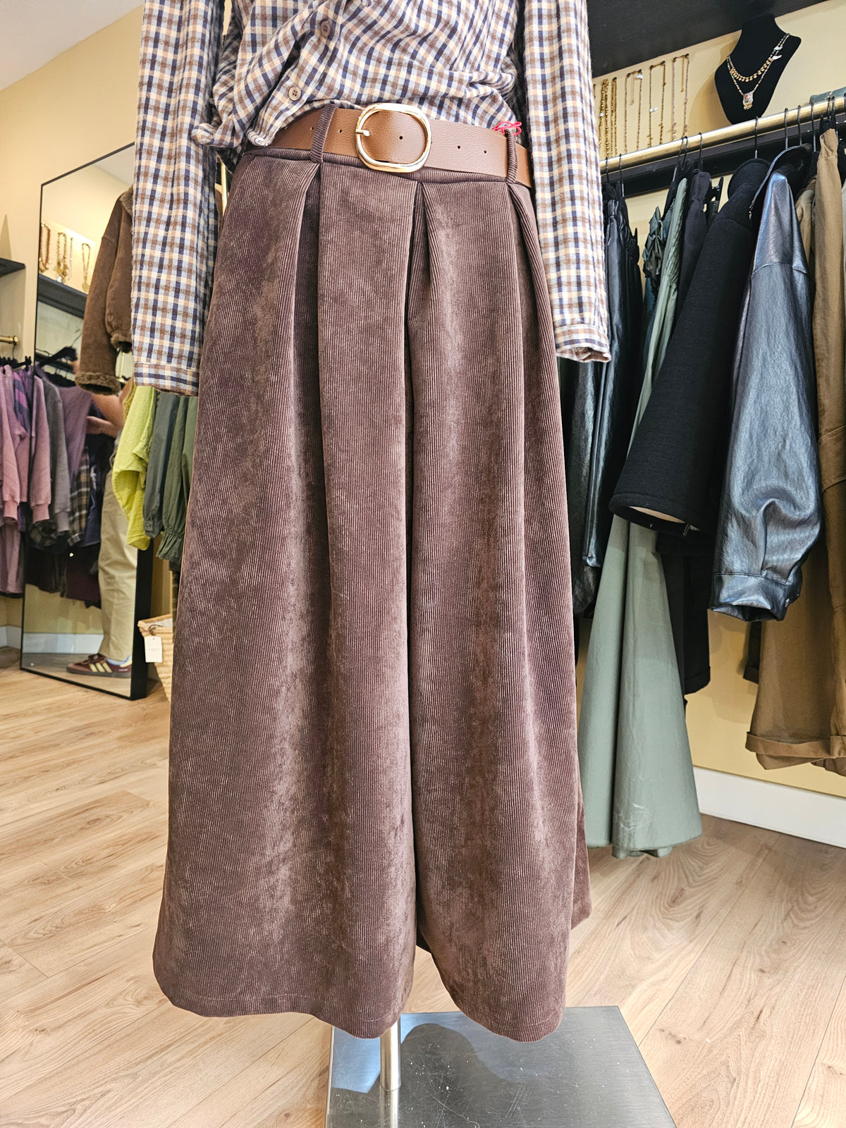 Pantalon jupe culotte en velours marron Johanna Paris