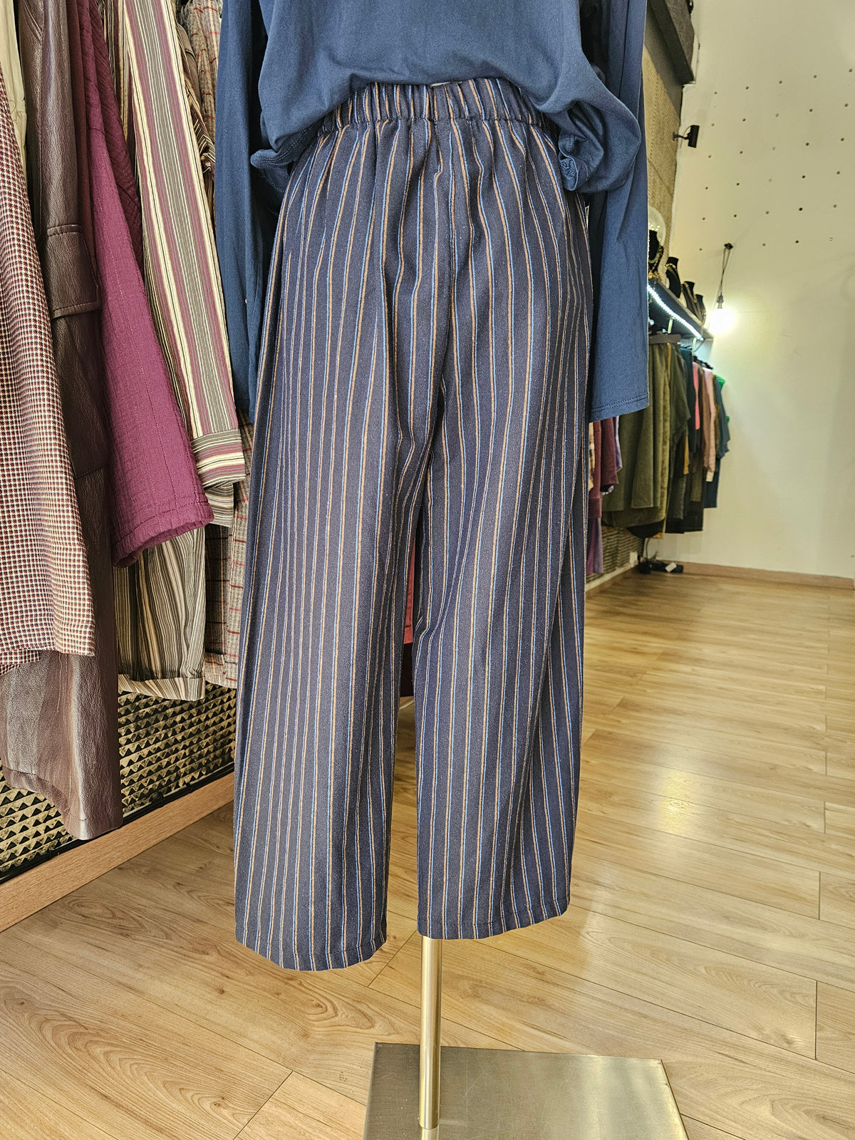 Pantalon magique marine rayé Johanna Paris