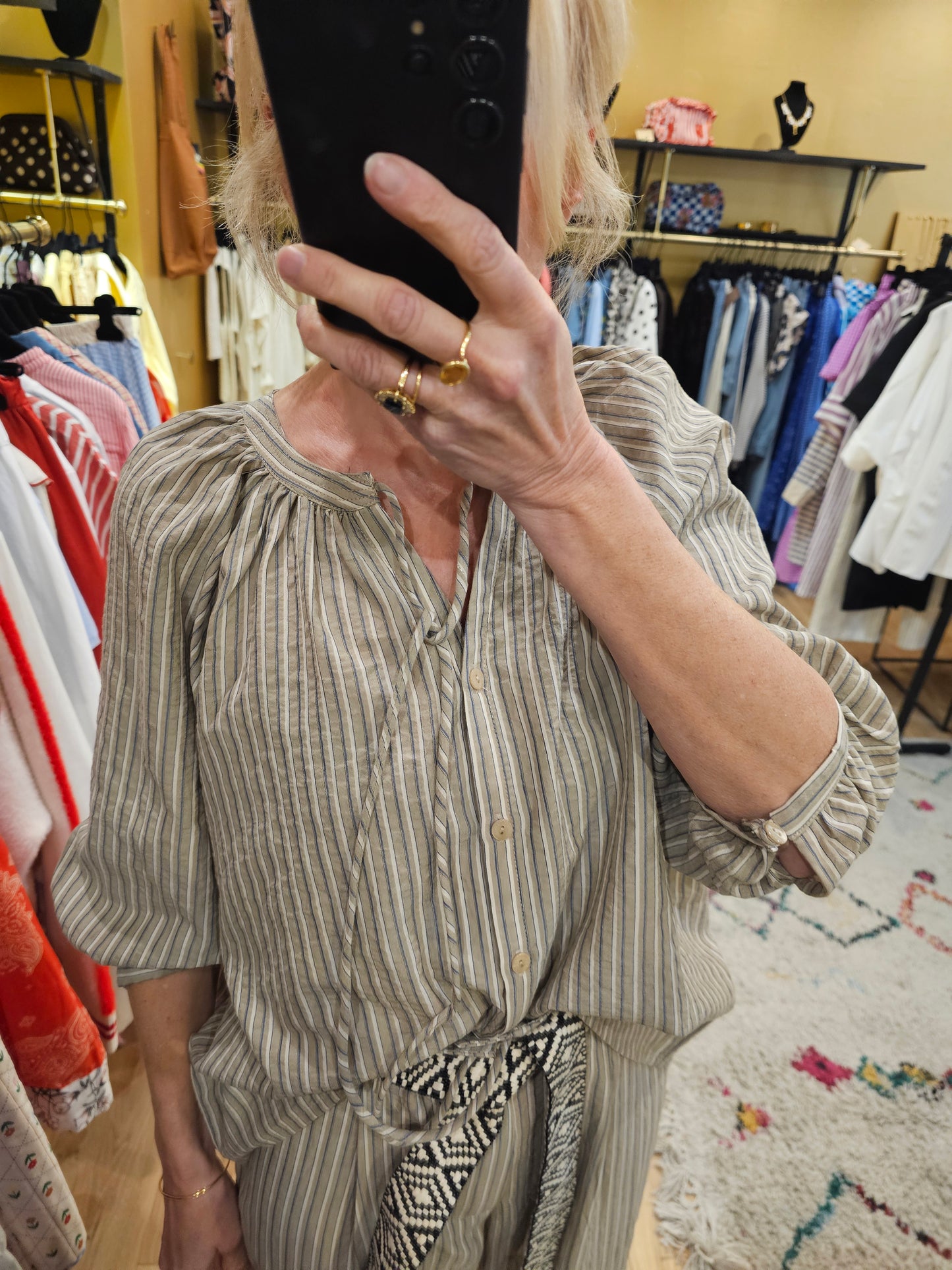 Blouse