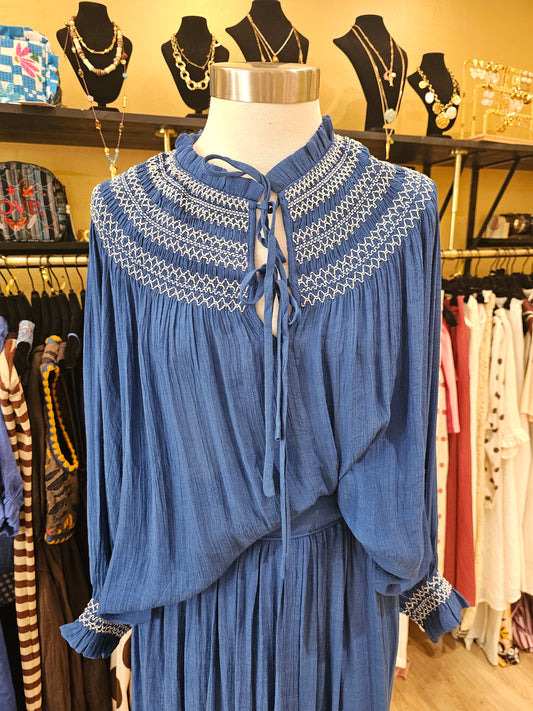 Blouse brodée