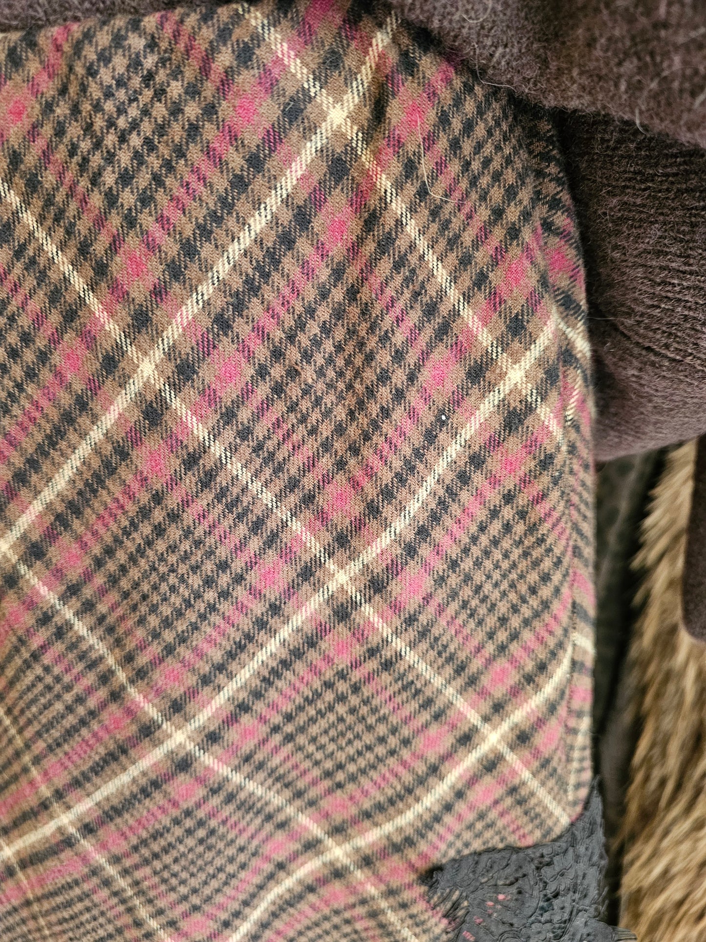 Jupe à carreaux et dentelle Johanna Paris