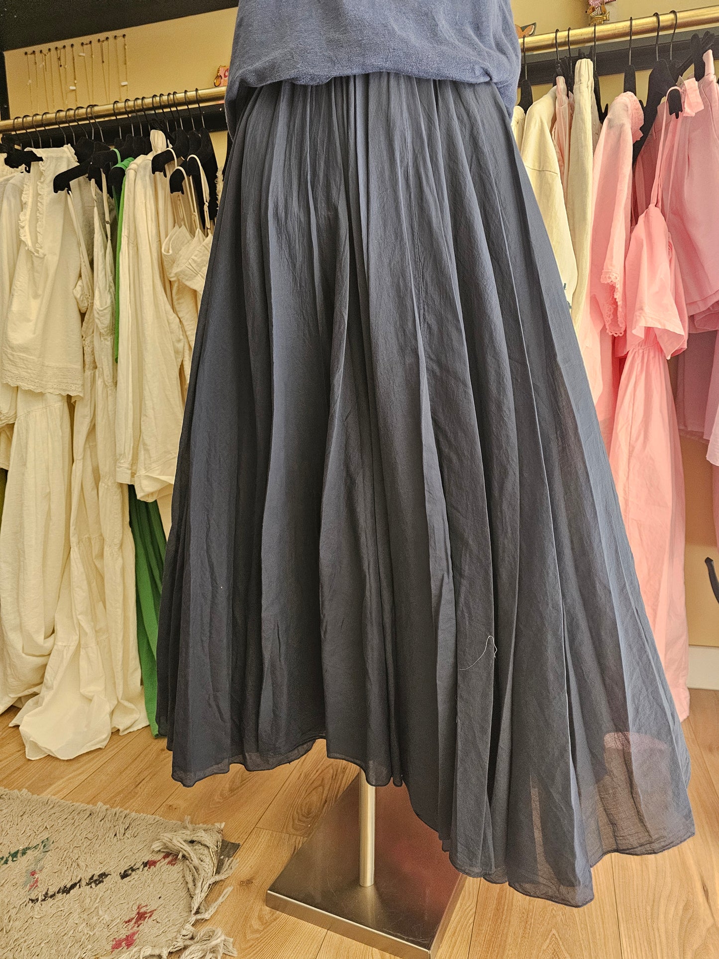Jupe en voile de coton bleu Johanna Paris