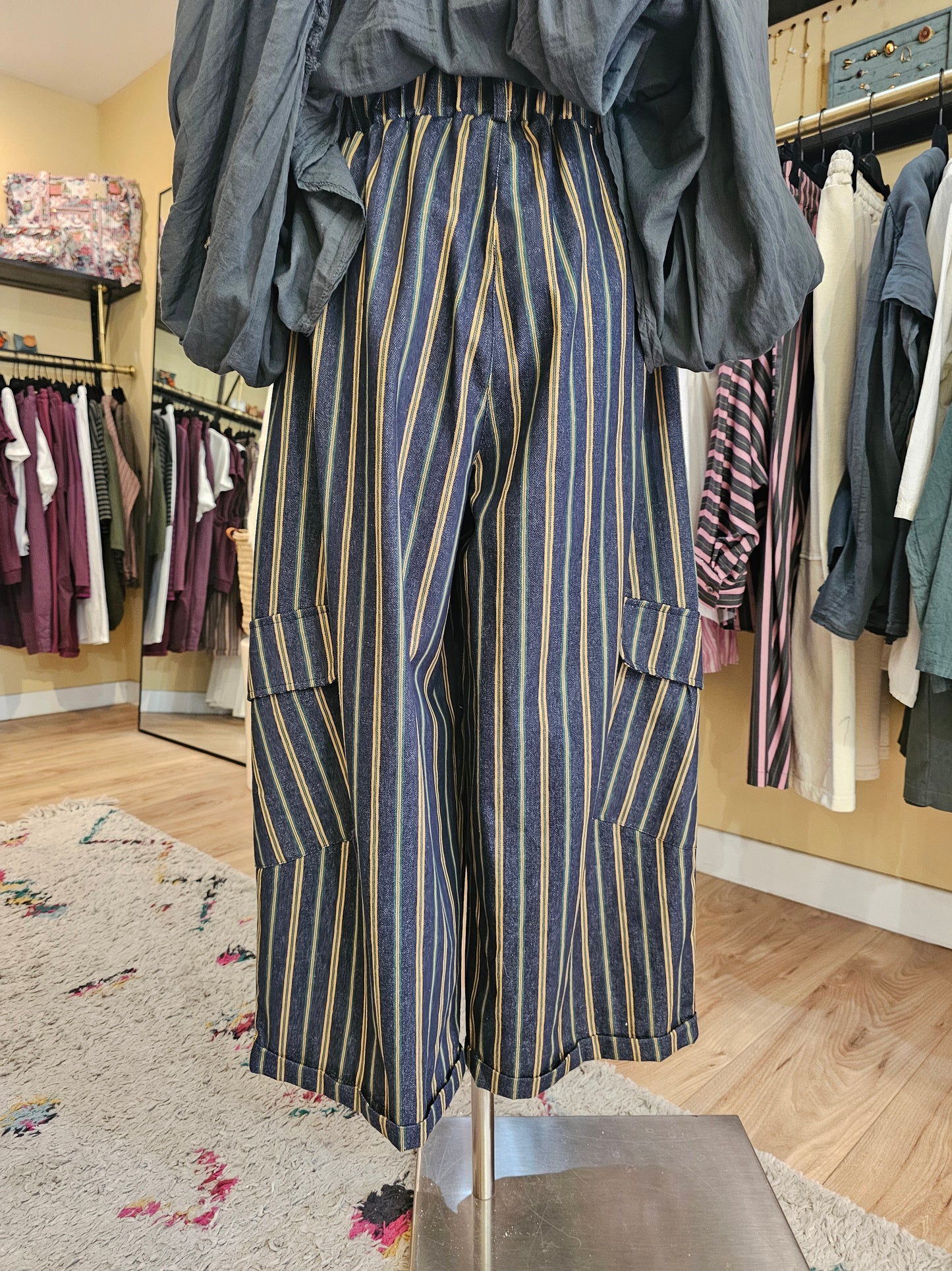 Pantalon cargo rayé vert