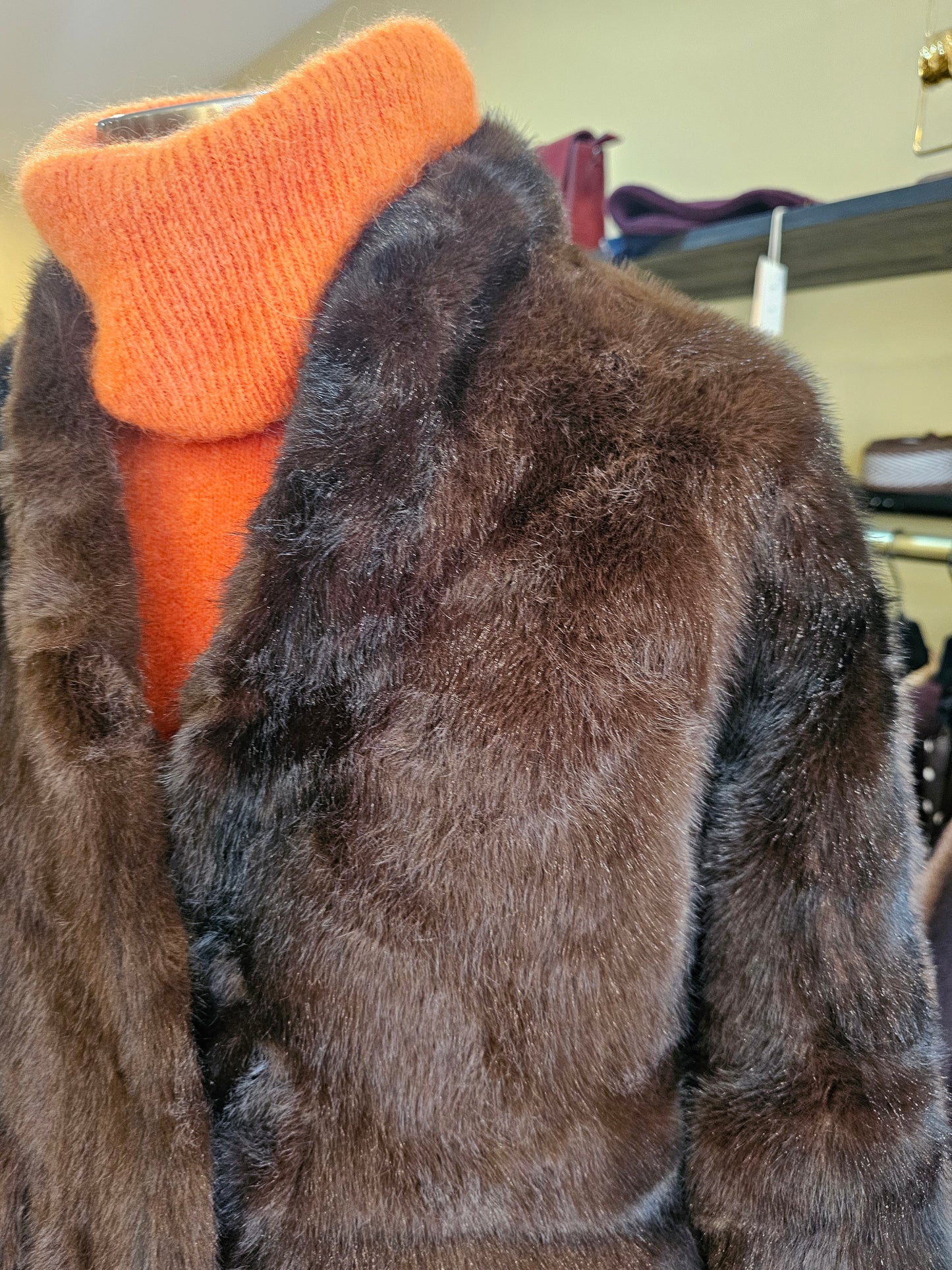 Veste fourrure chocolat Johanna Paris