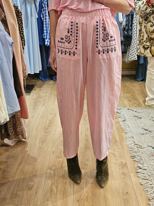 Pantalon magique brodé